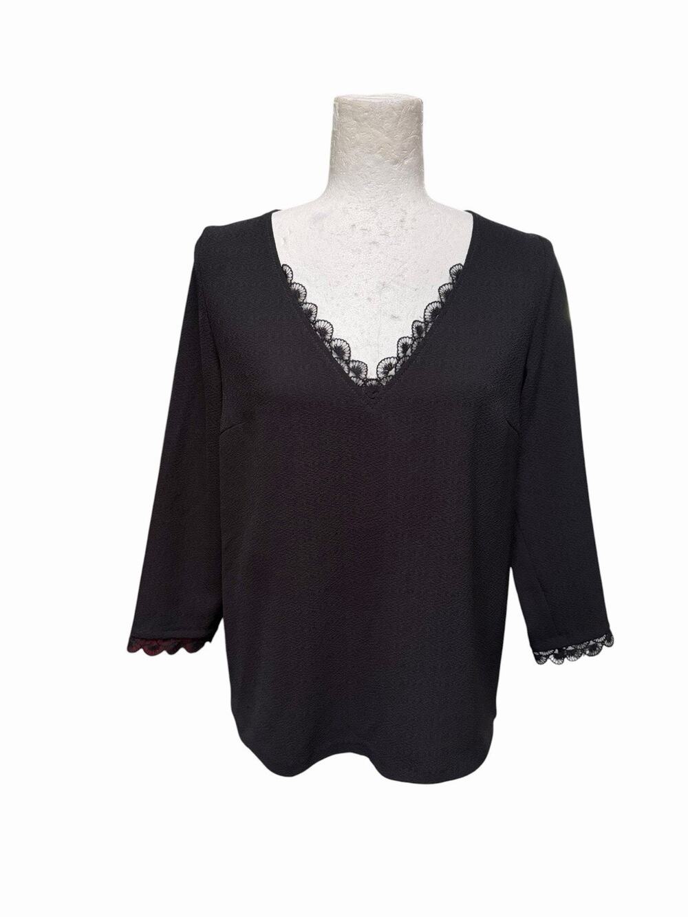 Sézane Black Top V Neck 3/4 Sleeve Lace & Button Detail Size 36 US 4
